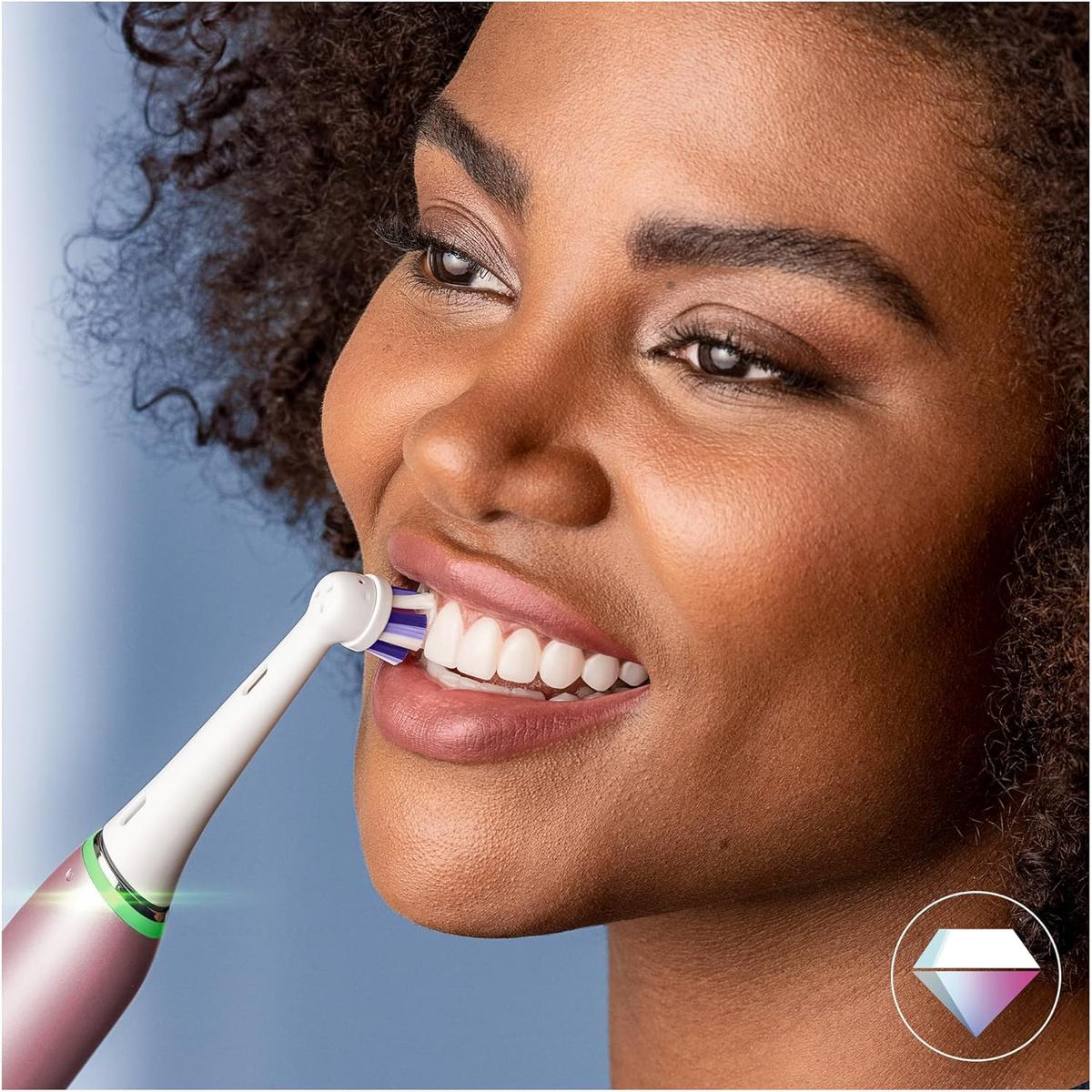Oral-B iO 6pk Radiant White Replacement Toothbrush Heads, Angled Bristles Deeper Plaque Removal, with Polishing Petals for Teeth Whitening - Healthxpress.ie