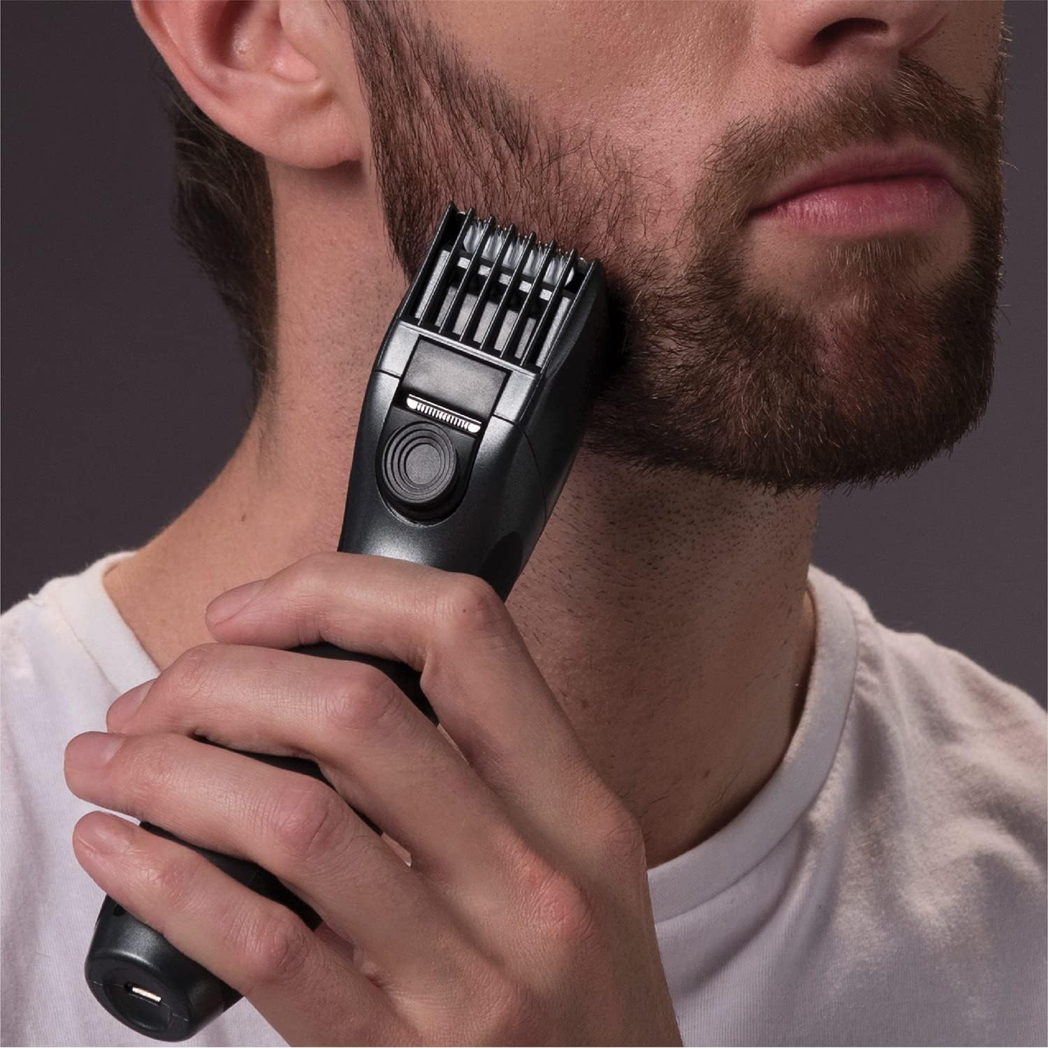 Remington Lithium Barba Beard Trimmer - Advanced Ceramic Blades, 9 Length Settings, Pop-up Trimmer, Comb Attachment, 60-Minute Runtime, Cordless - MB350L