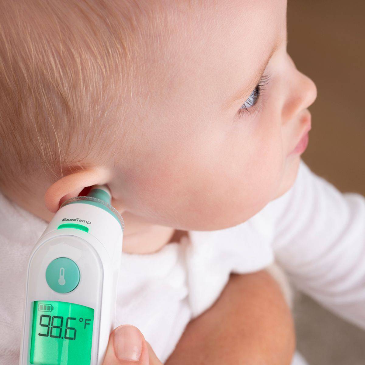 Braun IRT6515 Thermoscan 6 Thermometer w/ Lens Filters - Patented Pre-Warmed Tip