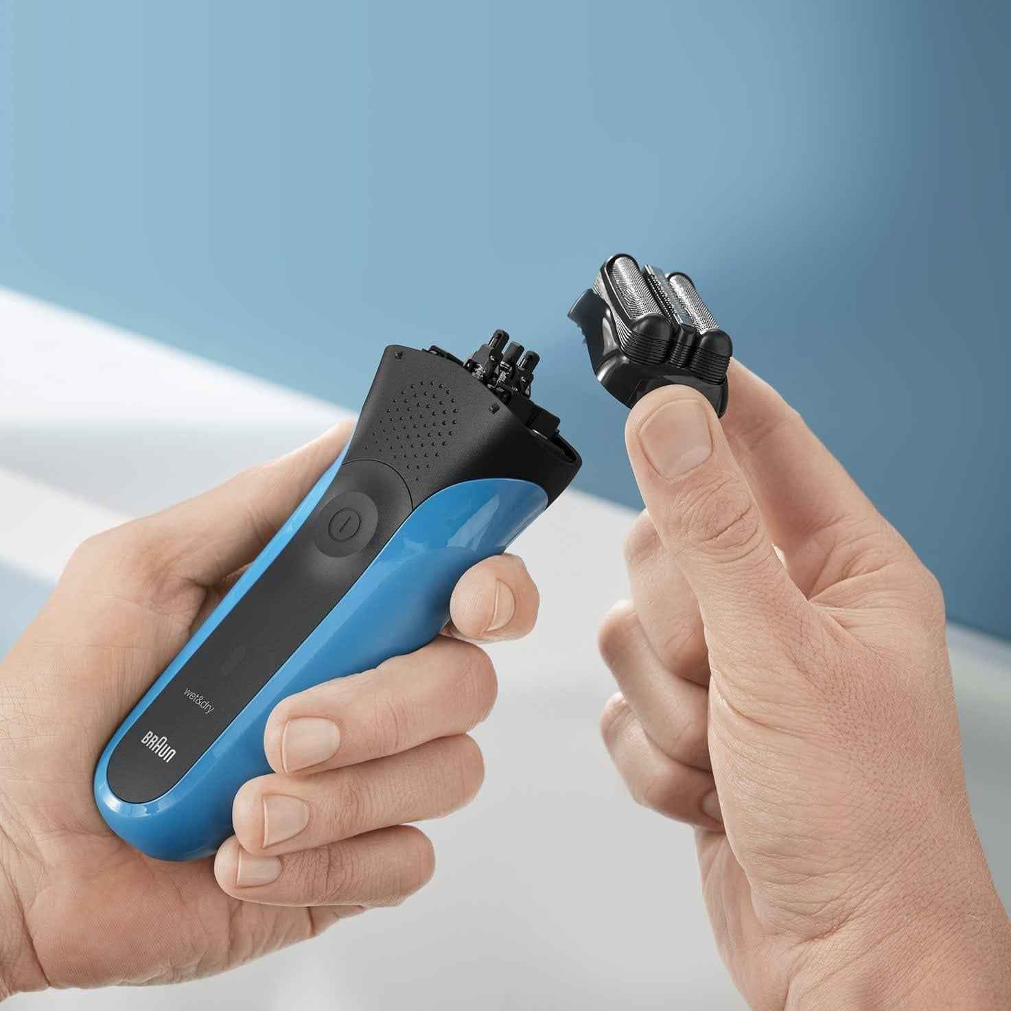 Braun Men's Series 3 310s Wet & Dry Electric Shaver w/ Protective Cap - Blue