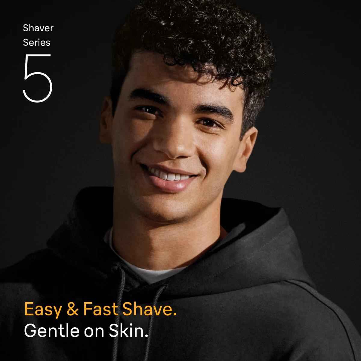 Braun Series 5 52‑B7200cc Electric Shaver for Men 4in1 SmartCare Center & 1 Attachment, Wet & Dry, Blue