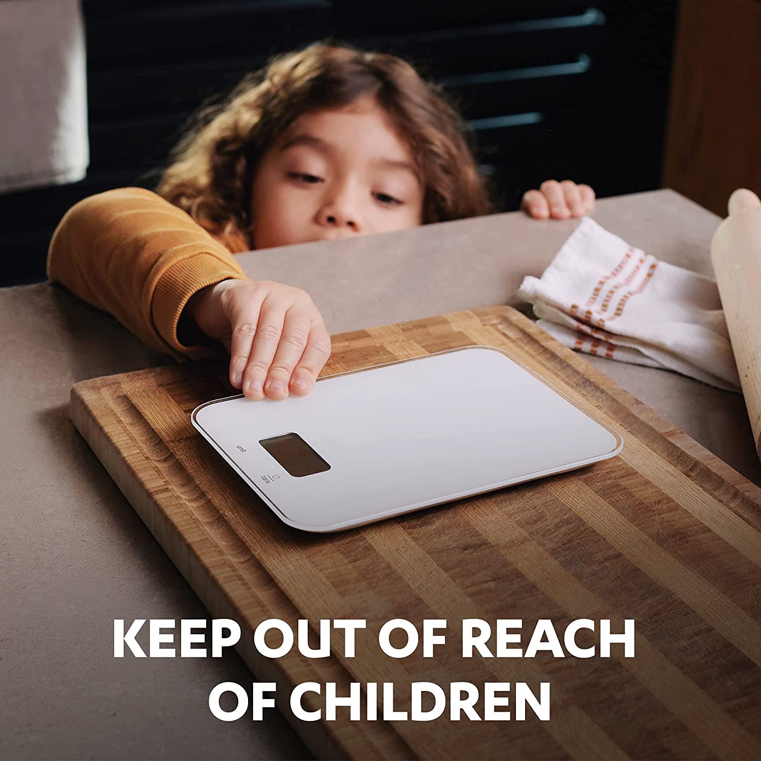 Duracell Specialty 2032 Lithium Coin Battery 3 V, Pack of 2, with Baby Secure Technology (DL2032/CR2032)