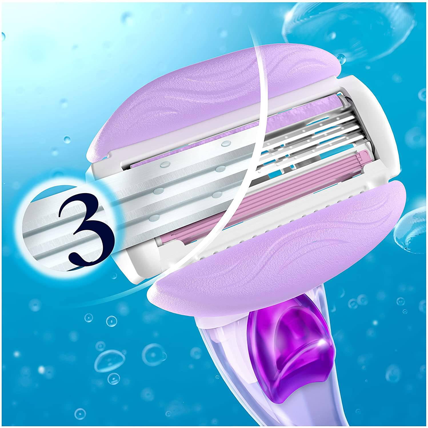 Gillette Venus Breeze 2 in 1 Smooth-shave Razor Cartridge Made for Women, 4 Pack