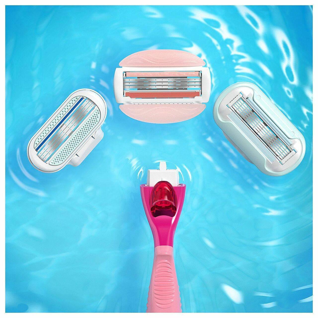 Gillette Venus Comfortglide Spa Breeze Razor with 3 Blades - Curve-Hugging Blades