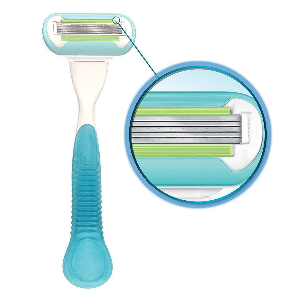 Gillette Venus Extra Smooth Women's Razor Blade Refills with 3 Curve-Hugging Blades - 4 Pack