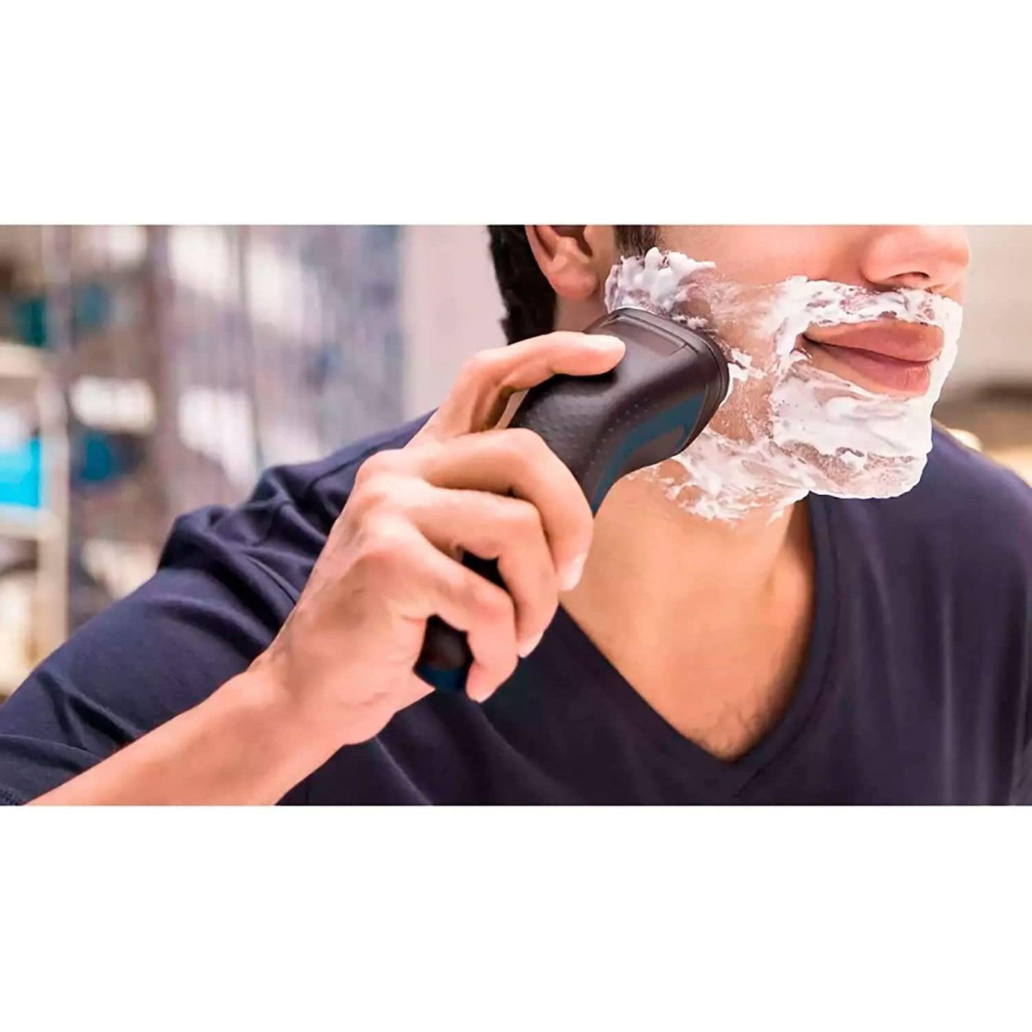 Philips Series 1000 Wet or Dry Electric Shaver S1121/41 - Healthxpress.ie