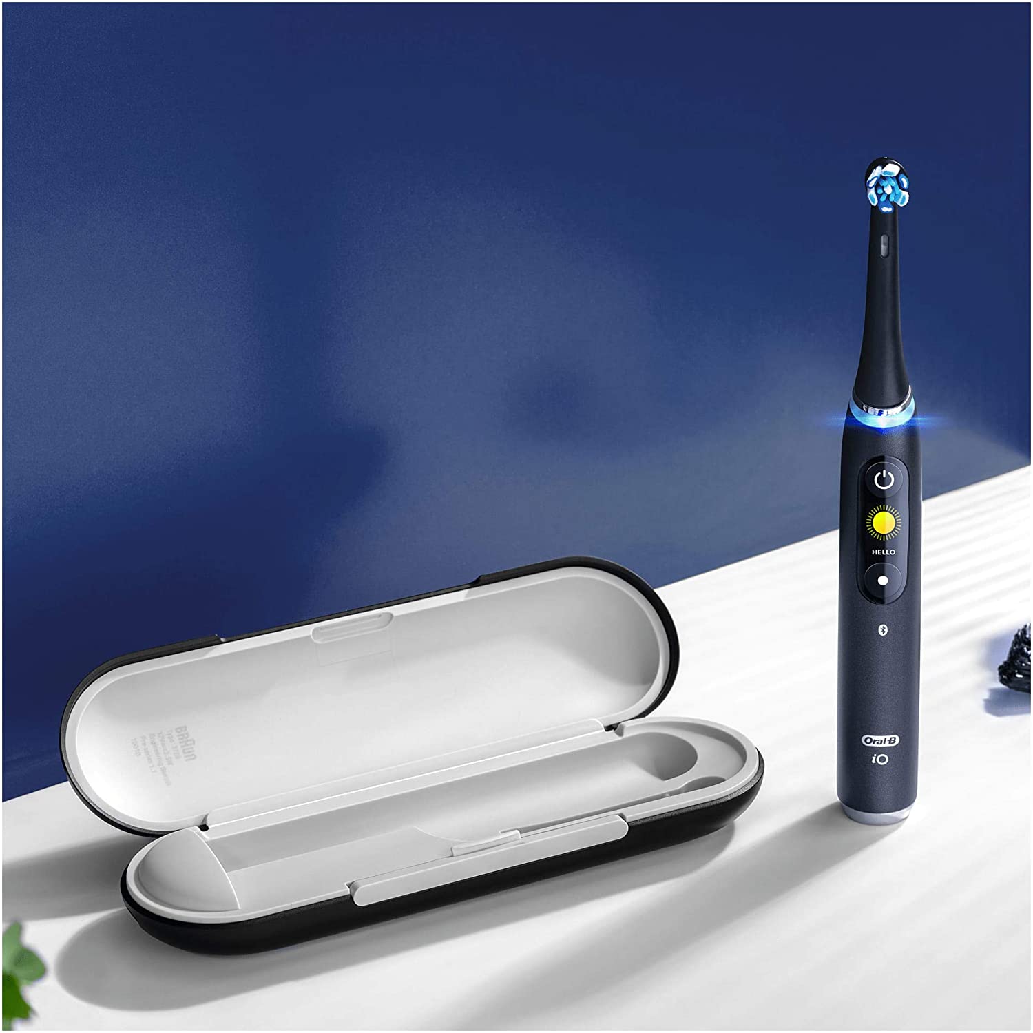 Braun Oral-B iO 9 Electric Toothbrush with Revolutionary Magnetic Technology - Black Onyx - Healthxpress.ie