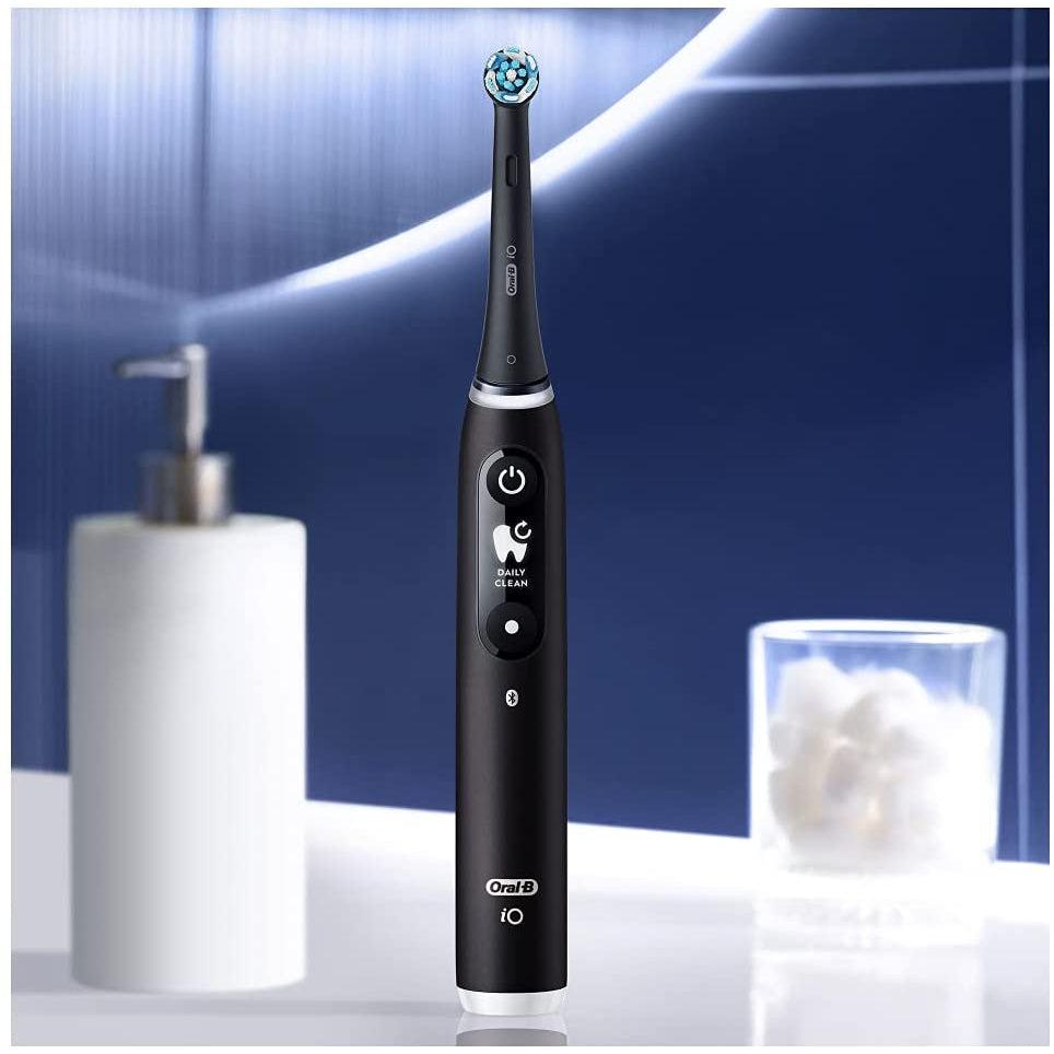 Oral-B iO 6 Electric Toothbrush with Revolutionary Magnetic Technology and Micro Vibrations - Black Lava - Healthxpress.ie