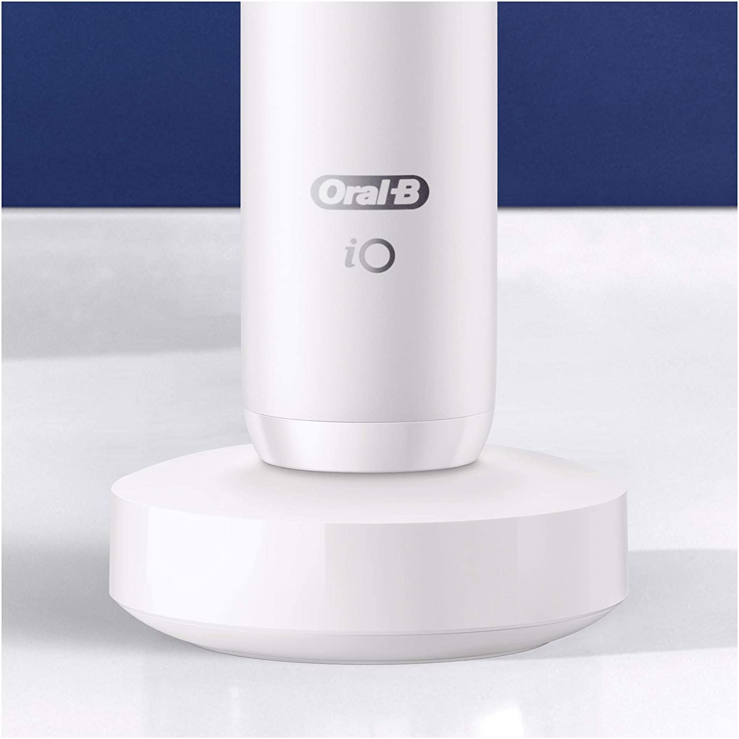Oral-B iO 7 Twin Pack Electric Toothbrush, with Revolutionary Magnetic Technology - Healthxpress.ie