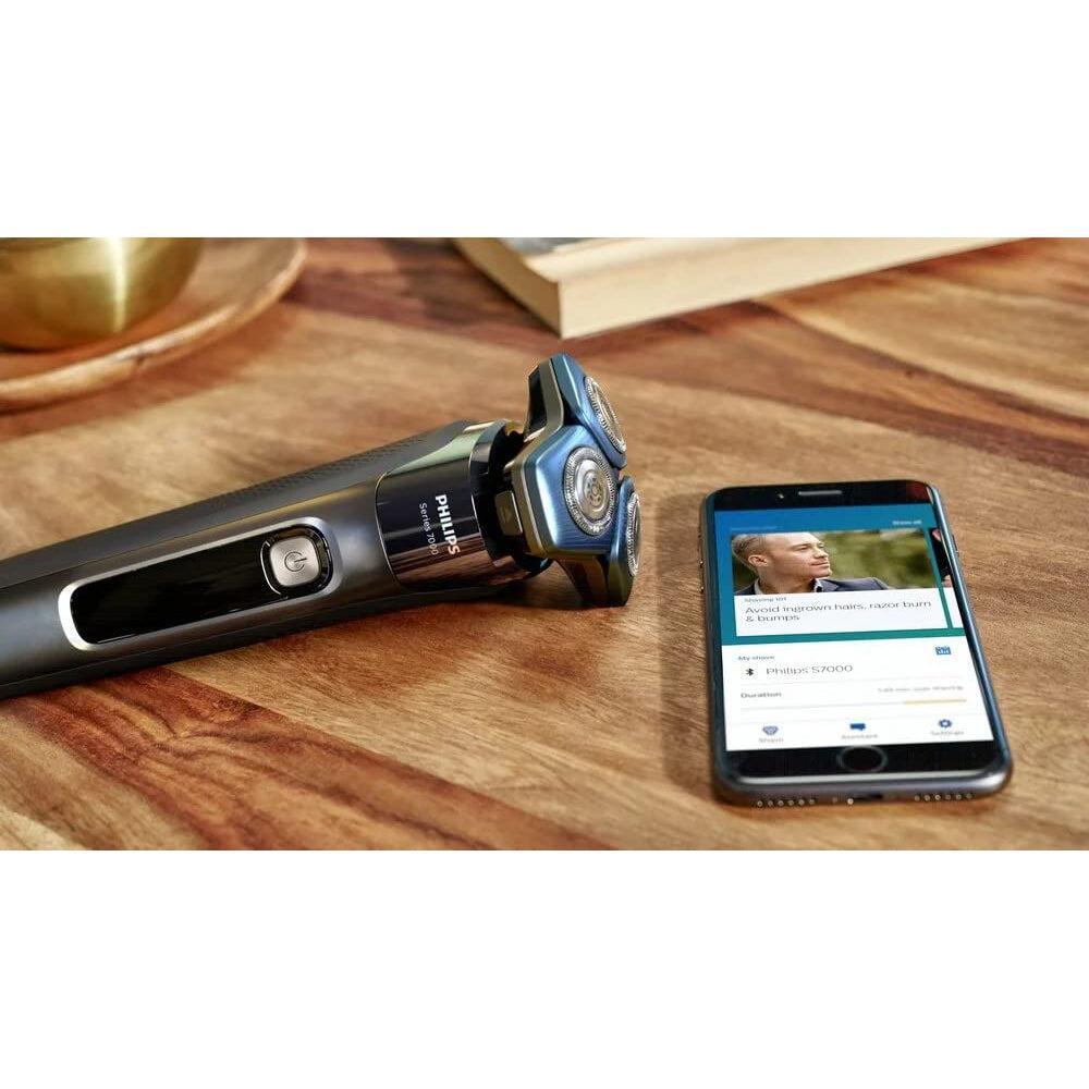 Philips Series 7000 Wet and Dry Electric Shaver S7782/50 with SkinIQ Technology - Healthxpress.ie